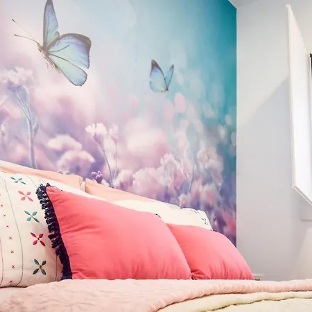 Lilac Homestay * Setubal